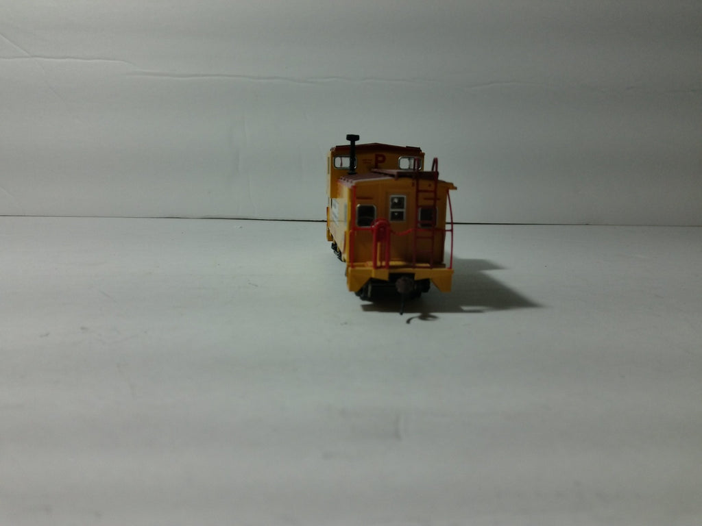 Athearn 74090 HO Scale Union Pacific Wide Vision Caboose #256805