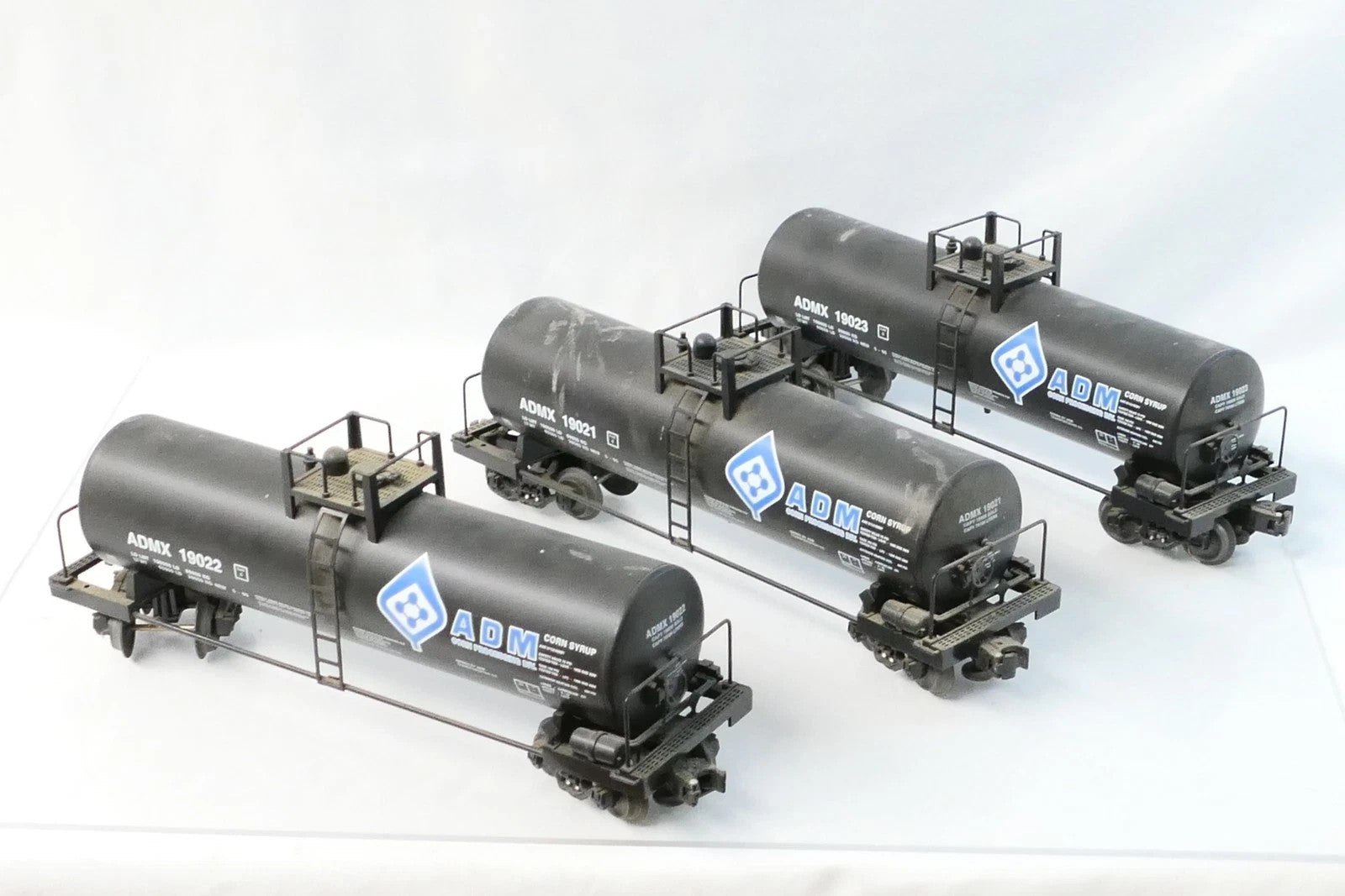 Lionel O Gauge ADM Unibody Tank Car 3-Pack - Used W/Box - #19021 #19022 #190232