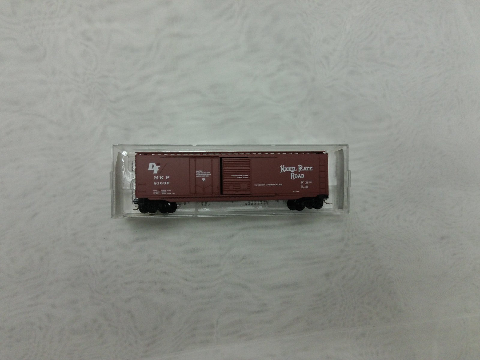 Micro Trains 33110 N Scale Boxcar Nickel Plate Road0