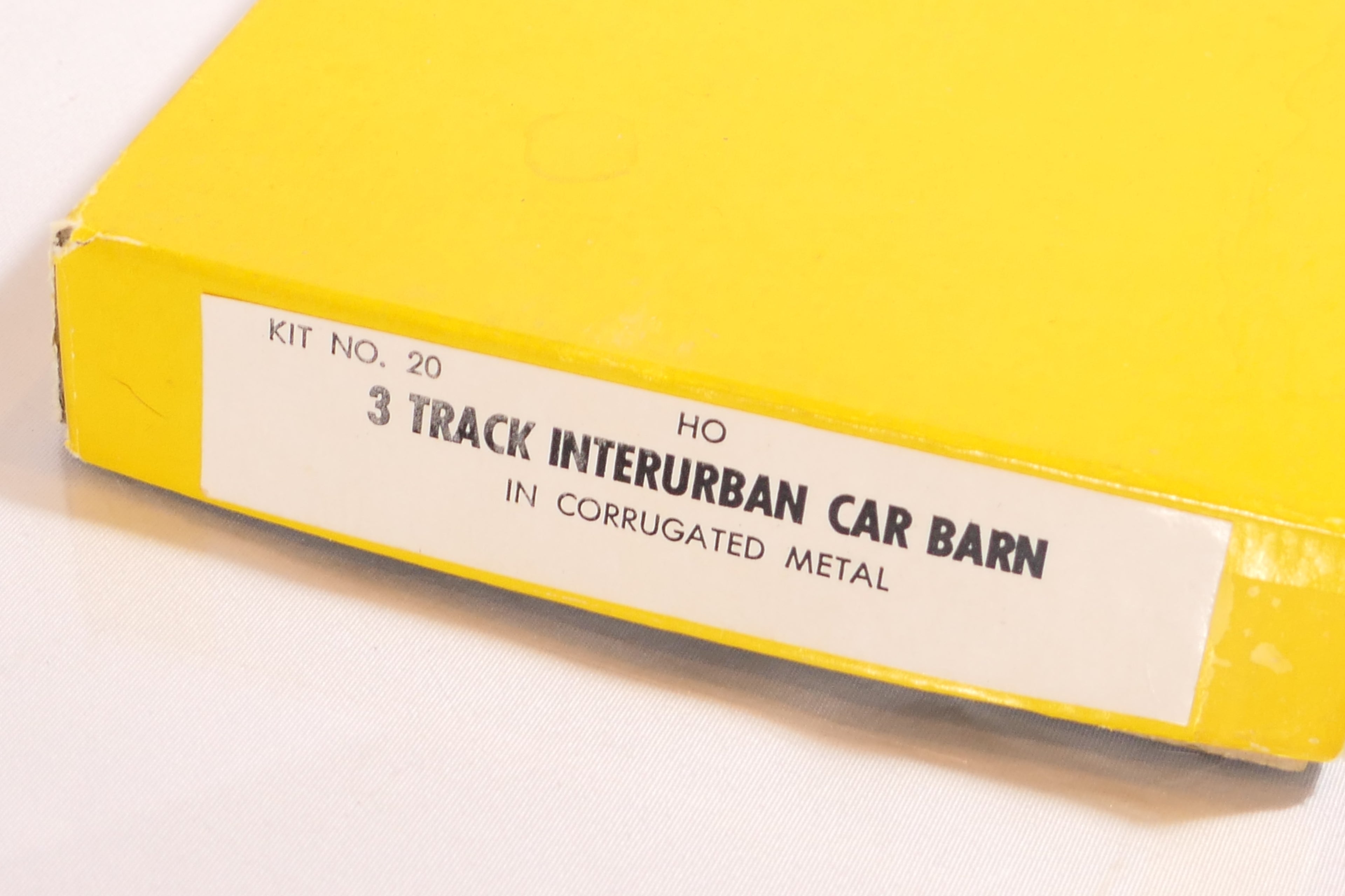 California Model 20 HO Scale Structure Company 3 Track Interurban Car Barn2